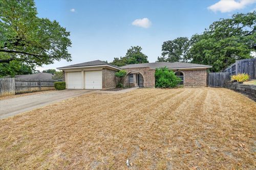 1617 Bent Oak Drive, Bedford, TX, 76021 | Card Image