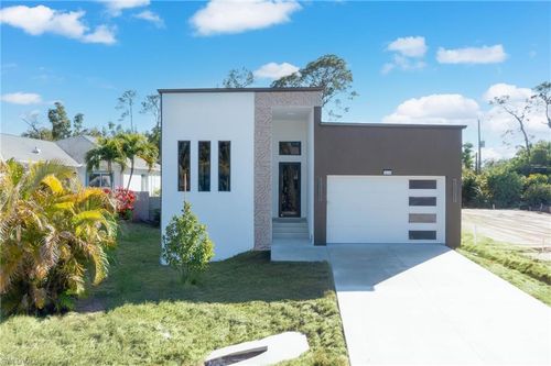 3238 Andrews Ave, NAPLES, FL, 34112-7304 | Card Image