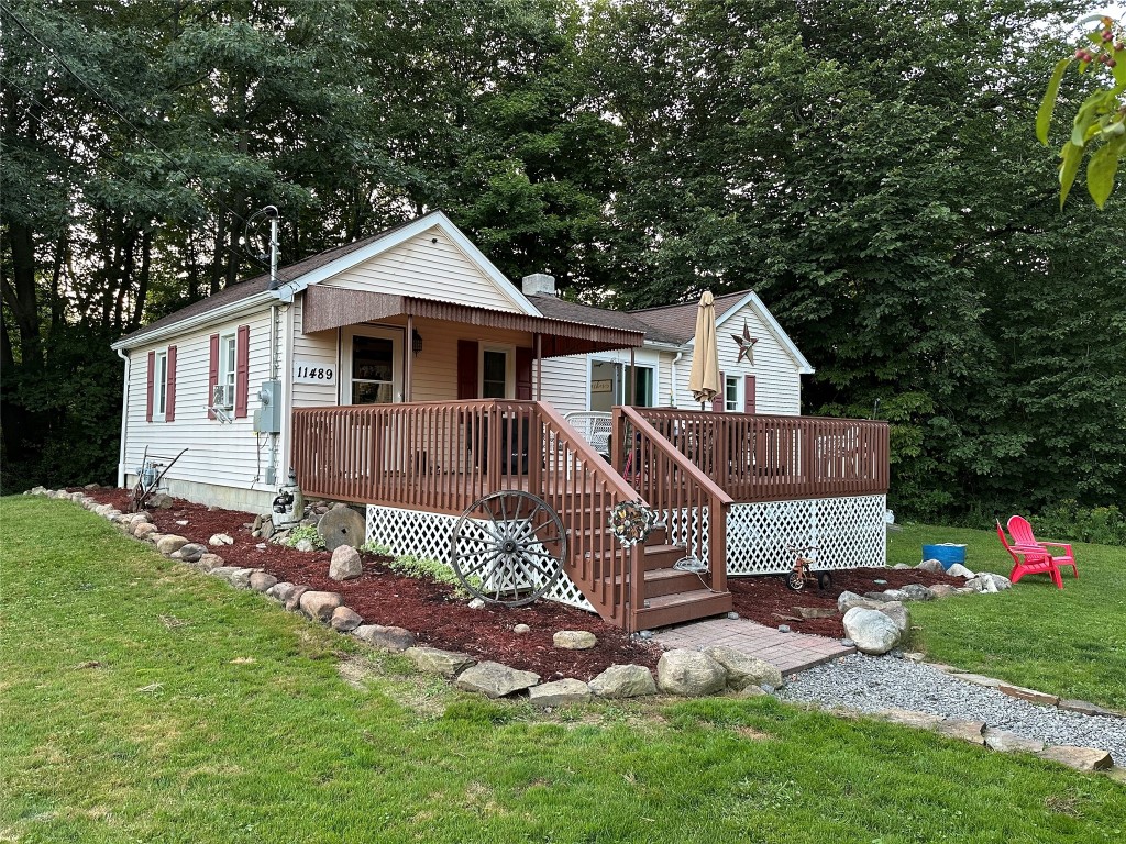 Winkler Dr, Meadville, PA 16335