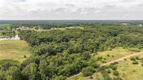 Tract 1 Garnet Road, Carlinville, IL, 62626 | Card Image