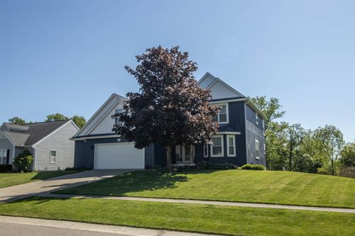 13043 Stony Brook Pass, Fenton Charter Township, MI, 48451 | Card Image