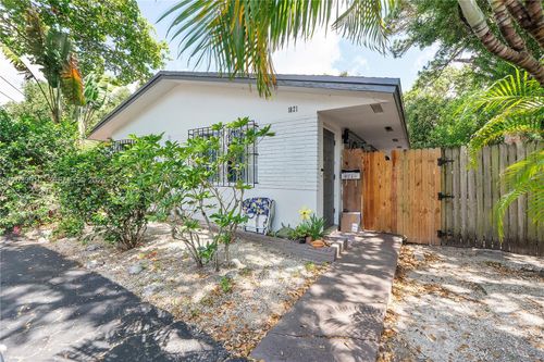 rear-1821 Sw 11th Ct, Fort Lauderdale, FL, 33312-3334 | Card Image