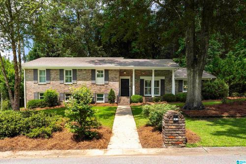 1457 Willoughby Cir, VESTAVIA HILLS, AL, 35216-2918 | Card Image