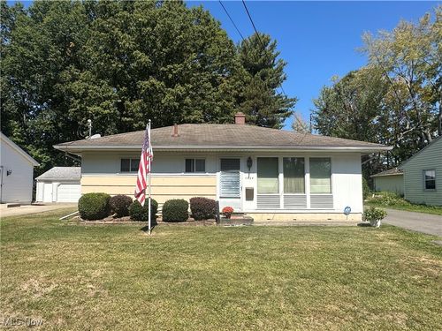 1804 Stepney St, Niles, OH, 44446-3938 | Card Image