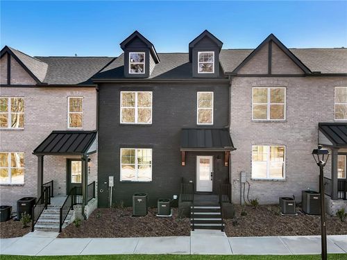 634 Oakleaf Grove Ln, Sugar Hill, GA, 30518-1185 | Card Image