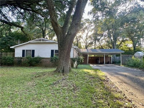 716 Ynestra Dr, Mobile, AL, 36609-6022 | Card Image