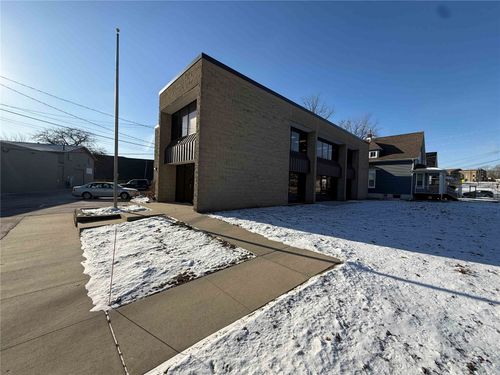 ste-100-1011 2nd Ave Sw, Cedar Rapids, IA, 52404-1863 | Card Image