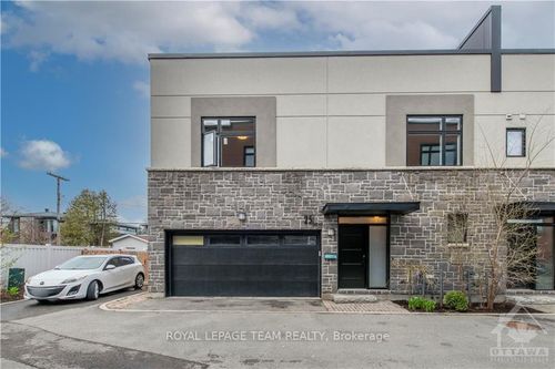 25 Chicago, Britannia Heights - Queensway Terrace N and Area, ON, K2A3R7 | Card Image
