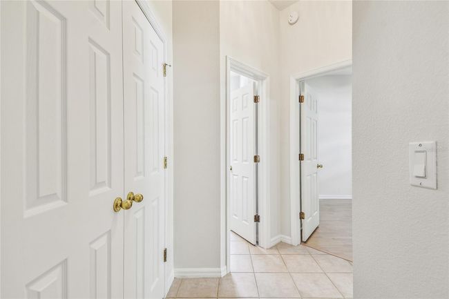 10203 Shadow Branch Dr, House other with 4 bedrooms, 3 bathrooms and null parking in TAMPA FL | Image 36