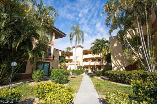 621-6142 Whiskey Creek Dr, FORT MYERS, FL, 33919-8737 | Card Image