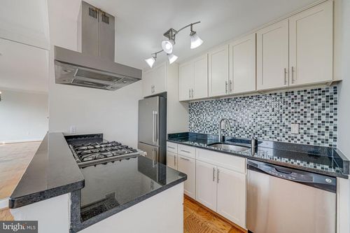 apt-810-4390 Lorcom Ln, ARLINGTON, VA, 22207-3333 | Card Image