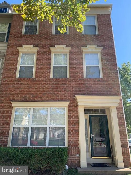 43559 Mink Meadows St, SOUTH RIDING, VA, 20152-3609 | Card Image