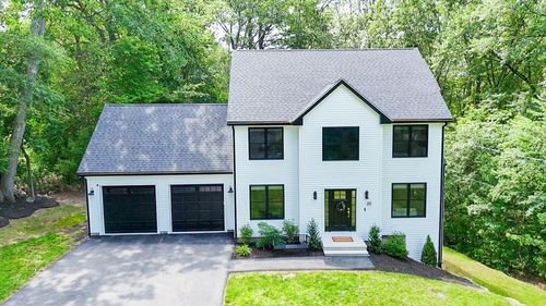 50 Milk St, Blackstone, MA, 01504-1105 | Card Image