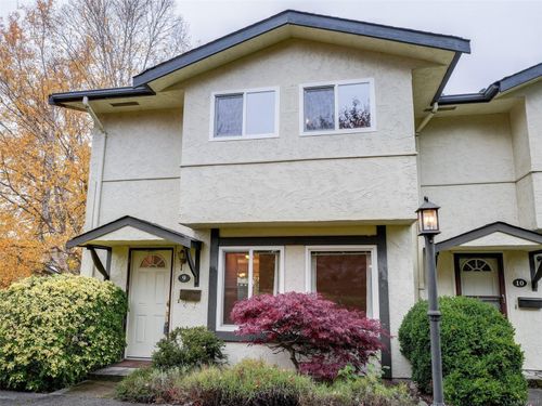 9-1741 Mckenzie Ave, Victoria, BC, V8N1A6 | Card Image