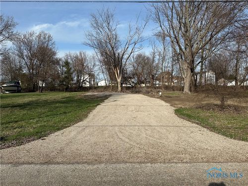 12403 Lafontaine Dr, Curtice, OH, 43412-9402 | Card Image