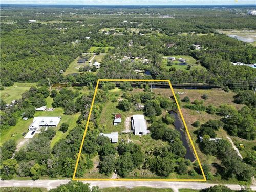 6781 Carmelita Dr, Fort Myers, FL, 33905-6730 | Card Image