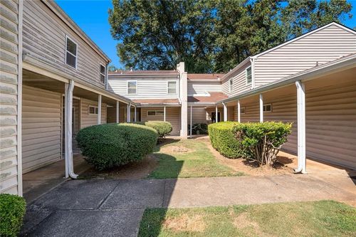 2009 Oak Park Ln, Decatur, GA, 30032-5961 | Card Image