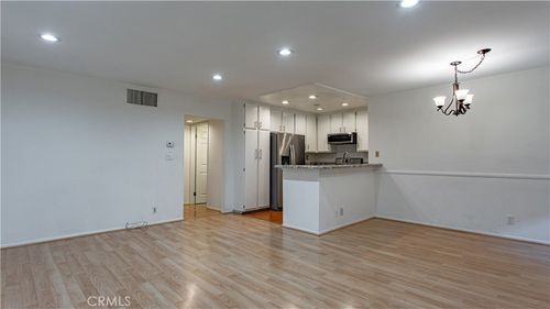 3-14835 Sherman Way, Van Nuys, CA, 91405 | Card Image