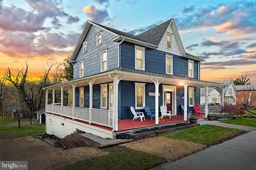 215 Main St, DELTA, PA, 17314-8960 | Card Image