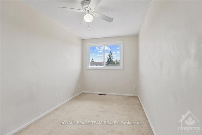 B - 426 Moodie Dr, Condo with 3 bedrooms, 2 bathrooms and 1 parking in Nepean ON | Image 19