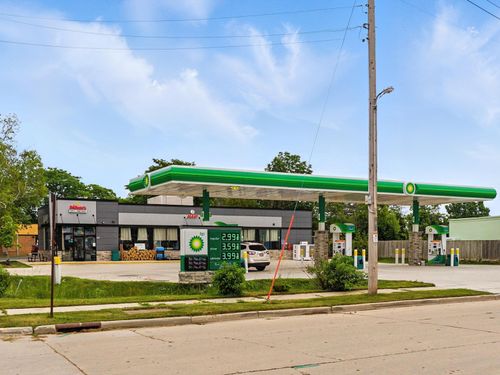 1441 N 26th St, Sheboygan, WI, 53081-3115 | Card Image