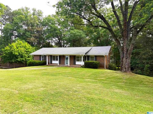 560 Shoshone Dr, MONTEVALLO, AL, 35115-3651 | Card Image