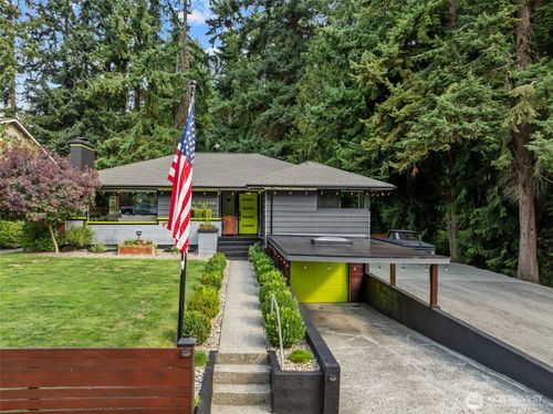 411 58th Street Se, Everett, WA, 98203 | Card Image