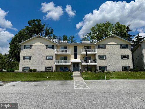 apt-2d-1 Warren Lodge Ct, COCKEYSVILLE, MD, 21030-2542 | Card Image