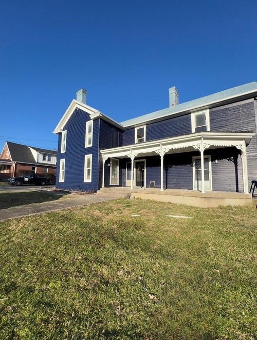 7800 Ky Highway 2141, Hustonville, KY, 40437-9225 | Card Image