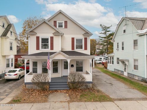 13 Darwin Ave, Glens Falls, NY, 12801-3416 | Card Image