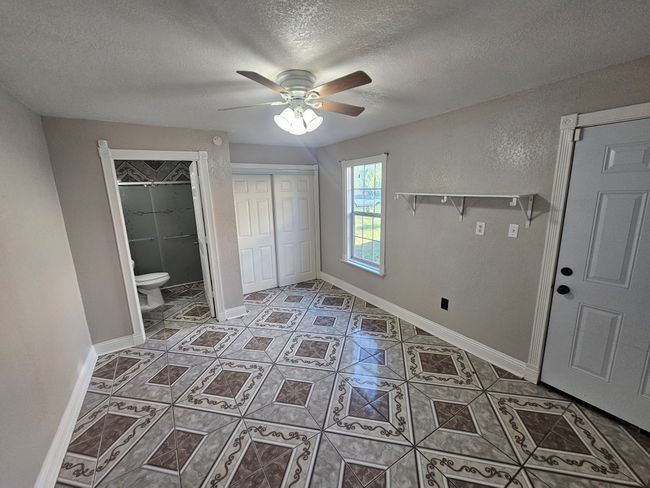 2726 Wilbur St, House other with 4 bedrooms, 2 bathrooms and null parking in Dallas TX | Image 24