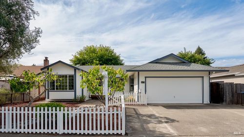8479 Lakewood Avenue, Cotati, CA, 94931 | Card Image