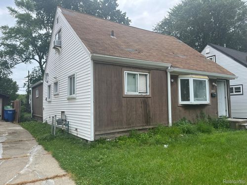 24416 Bolam Ave, Warren, MI, 48089-2171 | Card Image