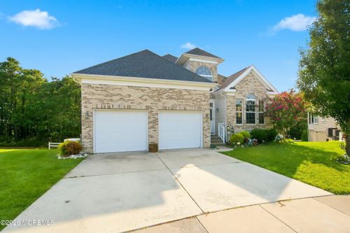 9 Brielle Ct, Waretown, NJ, 08758-2750 | Card Image