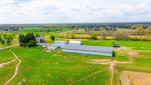 4194 Helsey Fusselman Rd, Southington, OH, 44470-9511 | Card Image