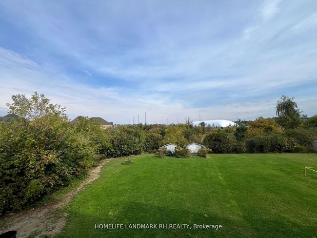 28 Elyse Crt, House attached with 4 bedrooms, 3 bathrooms and 2 parking in Aurora ON | Image 11