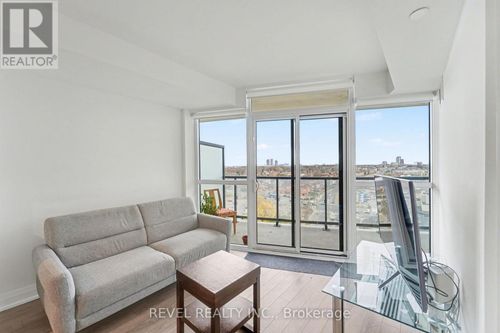 1506-1461 Lawrence Ave W, North York, ON, M6L0A6 | Card Image