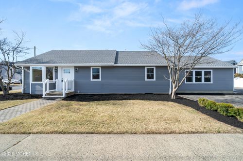 501 Forman Ave, Point Pleasant Beach, NJ, 08742-3020 | Card Image