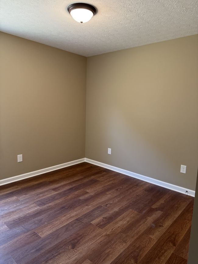 93 Hesselly Rd, House other with 3 bedrooms, 2 bathrooms and 2 parking in Decherd TN | Image 5