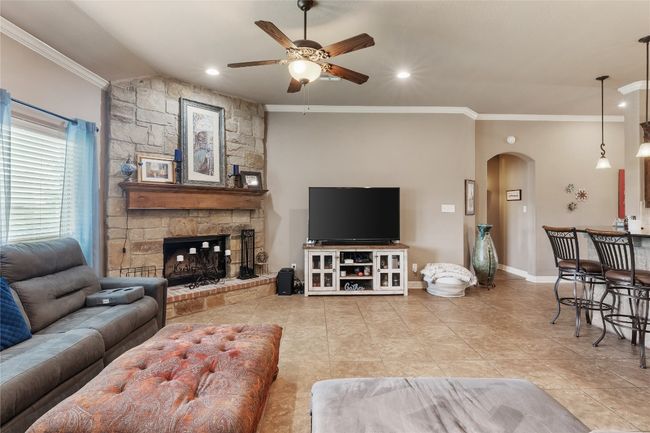 3308 Ten Bits Dr, House other with 4 bedrooms, 3 bathrooms and 4 parking in Belton TX | Image 6