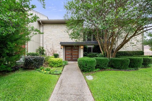 1235 Lexington Sq, Corsicana, TX, 75110-2023 | Card Image