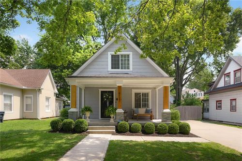4127 Genessee St, Kansas City, MO, 64111-4108 | Card Image