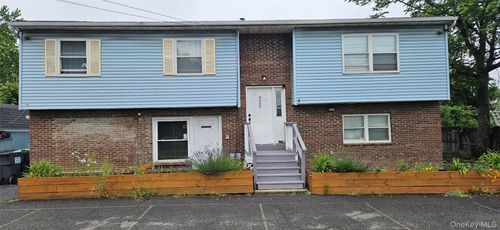 935 Homestead Ave, Maybrook, NY, 12543-1311 | Card Image