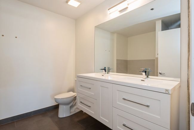 UNIT-505 - 320 E 21 St St, Condo with 2 bedrooms, 2 bathrooms and 1 parking in Chicago IL | Image 18