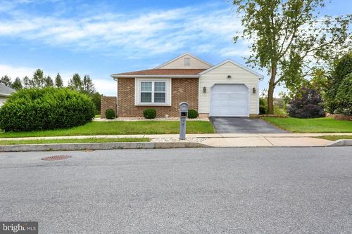 6295 S Highlands Cir, HARRISBURG, PA, 17111-6940 | Card Image