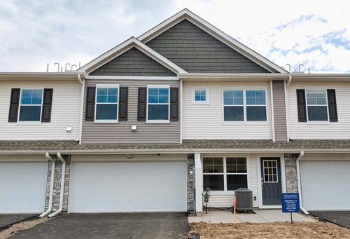 3087 Cedar St, Little Canada, MN, 55117-5526 | Card Image