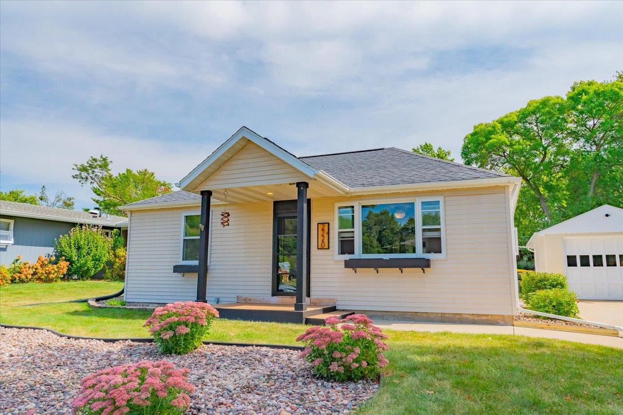 Wilson St, Cross Plains, WI 53528