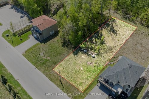 722 Aberdeen Blvd, Midland, ON, L4R5P1 | Card Image