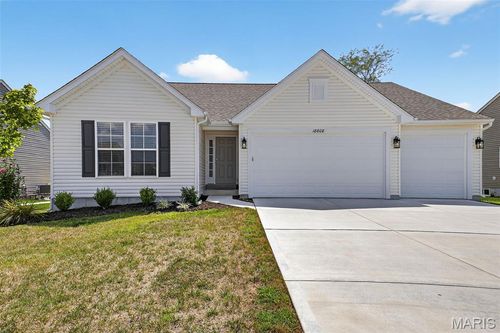 18808 Fremont Trl, Warrenton, MO, 63383-2619 | Card Image