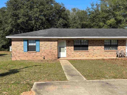 5682 Crestwood Dr, Milton, FL, 32583-5534 | Card Image